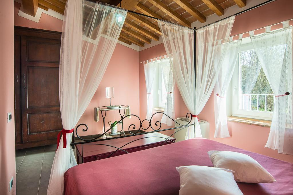 Agriturismo Il Frutteto Ghivizzano Szoba fotó