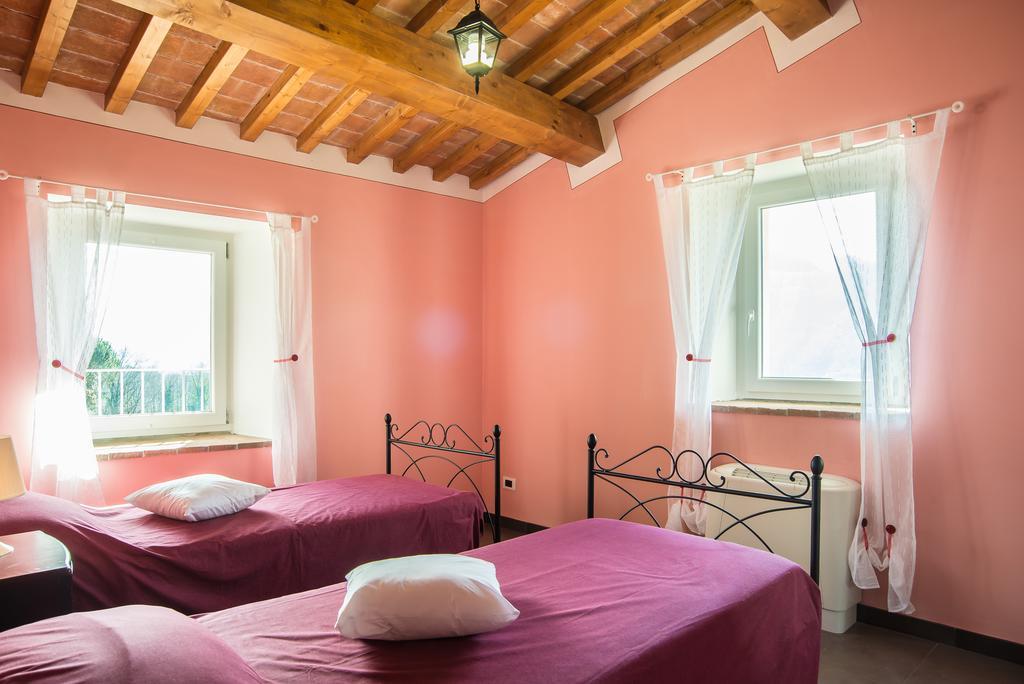 Agriturismo Il Frutteto Ghivizzano Szoba fotó